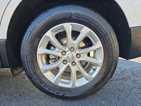 Used 2021 Chevrolet Equinox LT w/ LPO, Cargo Package image 10