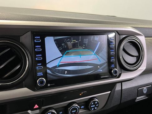 Used 2020 Toyota Tacoma SR5 image 29