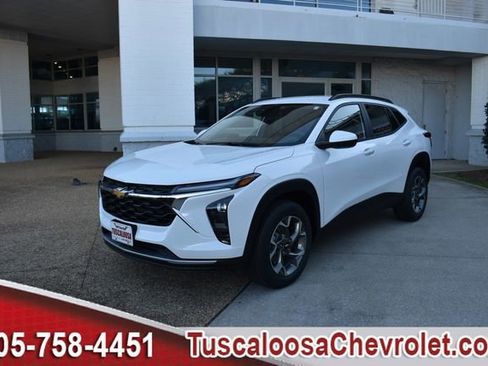 New 2026 Chevrolet Trax LT w/ LT Convenience Package image 5