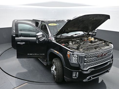 Used 2023 GMC Sierra 3500 Denali w/ Denali Ultimate Package image 52