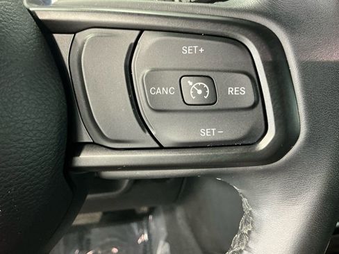 Used 2022 Jeep Wrangler Unlimited Sport image 14