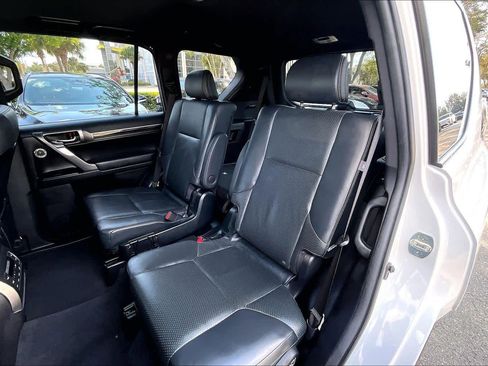 Used 2023 Lexus GX 460 Luxury w/ Sport Design Package image 21