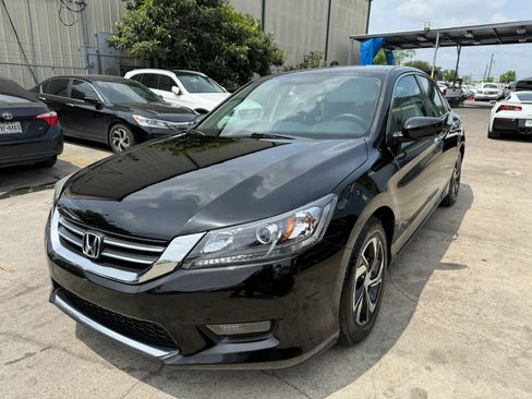 Used 2015 Honda Accord Sport image 3
