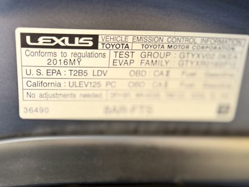 Used 2016 Lexus GS 200t RWD image 36