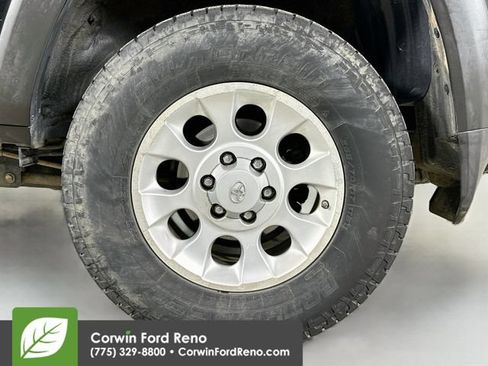 Used 2011 Toyota 4Runner Trail AWD/4WD image 34