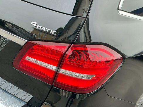 Used 2017 Mercedes-Benz GLS 450 4MATIC image 16