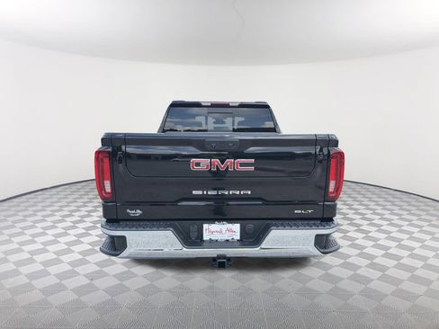 Used 2022 GMC Sierra 1500 SLT w/ SLT Convenience Package AWD/4WD image 5