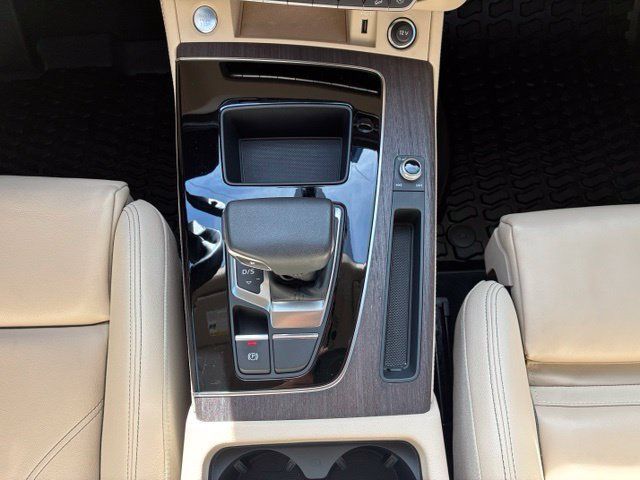 Used 2024 Audi Q5 2.0T Premium Plus w/ Premium Plus Package AWD/4WD image 23