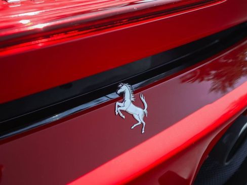 Used 2023 Ferrari SF90 Spider AWD/4WD image 20