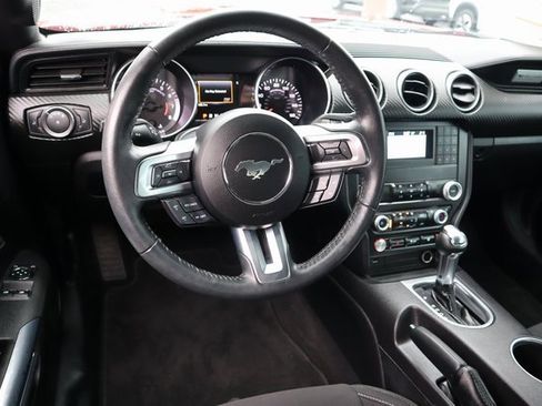 Used 2021 Ford Mustang Coupe image 4