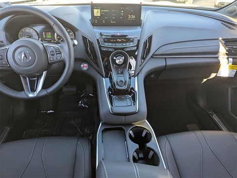 New 2026 Acura RDX SH-AWD image 18