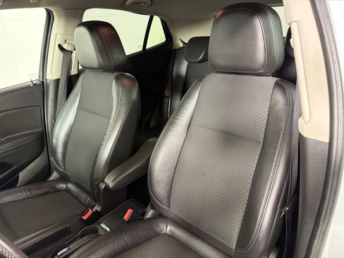 Used 2017 Buick Encore Preferred image 10