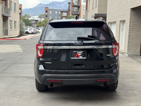 Used 2016 Ford Explorer 4WD image 4