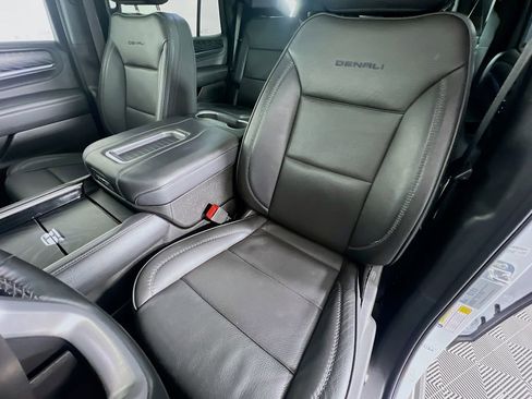 Used 2023 GMC Yukon Denali AWD/4WD image 22