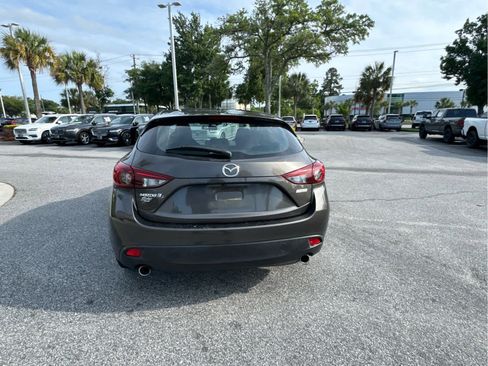 Used 2016 MAZDA MAZDA3 i Touring FWD image 16