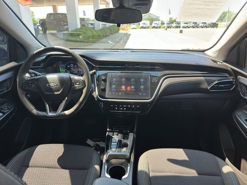 Used 2023 Chevrolet Bolt EUV LT w/ Driver Confidence Package FWD image 11