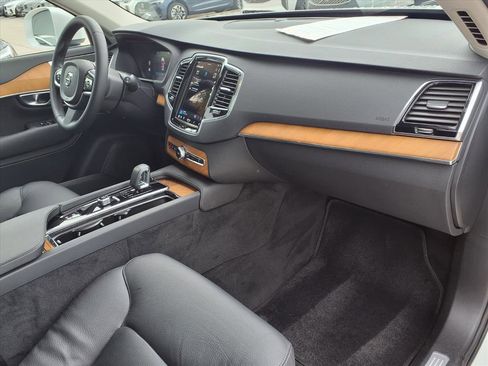 Certified 2024 Volvo XC90 B6 Plus w/ Protection Package Premier image 10