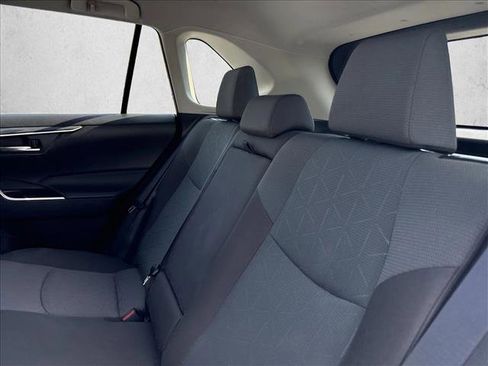 Certified 2025 Toyota RAV4 XLE FWD image 19