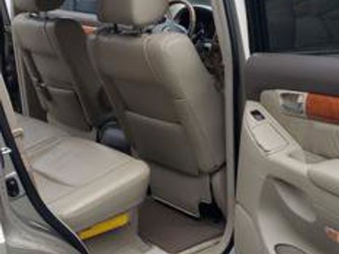 Used 2003 Lexus GX 470 image 6