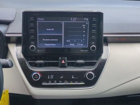 Used 2022 Toyota Corolla LE FWD image 13