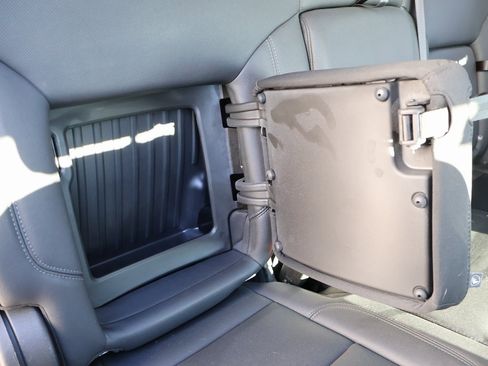 Certified 2023 GMC Sierra 1500 SLT w/ SLT Premium Package image 17