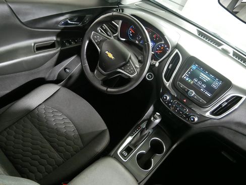 Certified 2019 Chevrolet Equinox LT AWD/4WD image 9