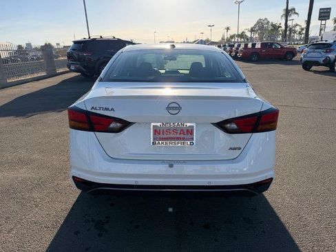 New 2026 Nissan Altima 2.5 SV AWD/4WD image 5