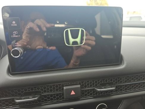 New 2026 Honda HR-V LX image 13