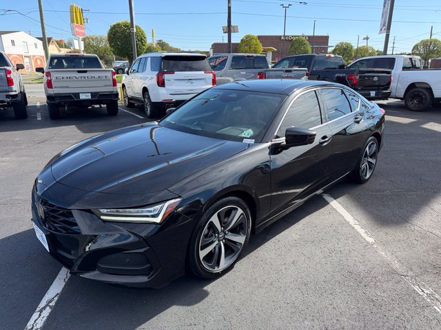 Used 2025 Acura TLX w/ Technology Package FWD image 4