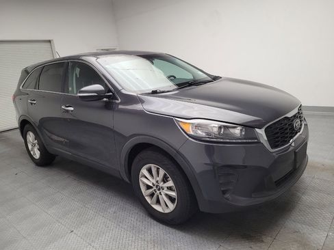 Used 2019 Kia Sorento FWD image 13