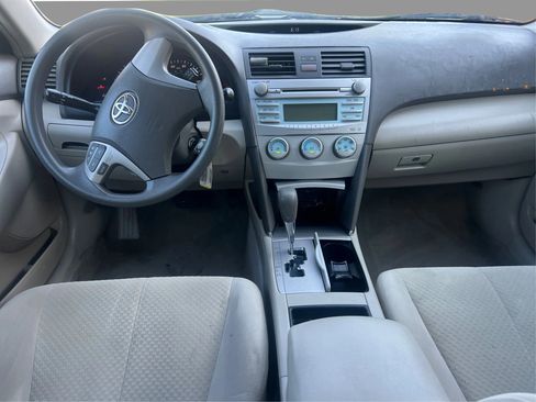 Used 2007 Toyota Camry LE FWD image 29