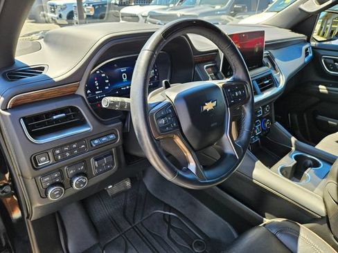 Used 2024 Chevrolet Suburban High Country w/ Advanced Technology Package AWD/4WD image 26