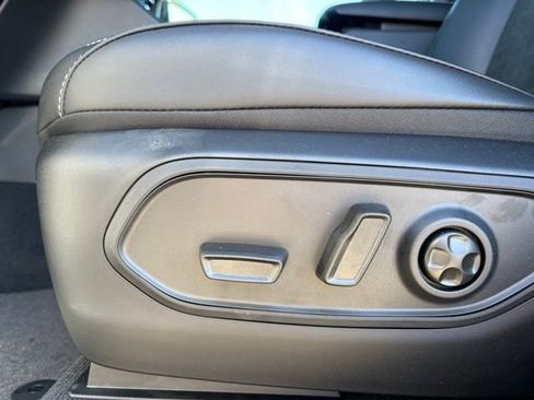 New 2026 Jeep Grand Cherokee 4WD image 12
