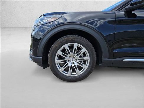 Used 2025 Ford Explorer Platinum RWD image 24