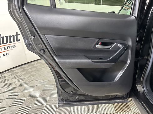 Used 2025 MAZDA CX-50 AWD 2.5 S w/ Premium Plus Pkg image 23