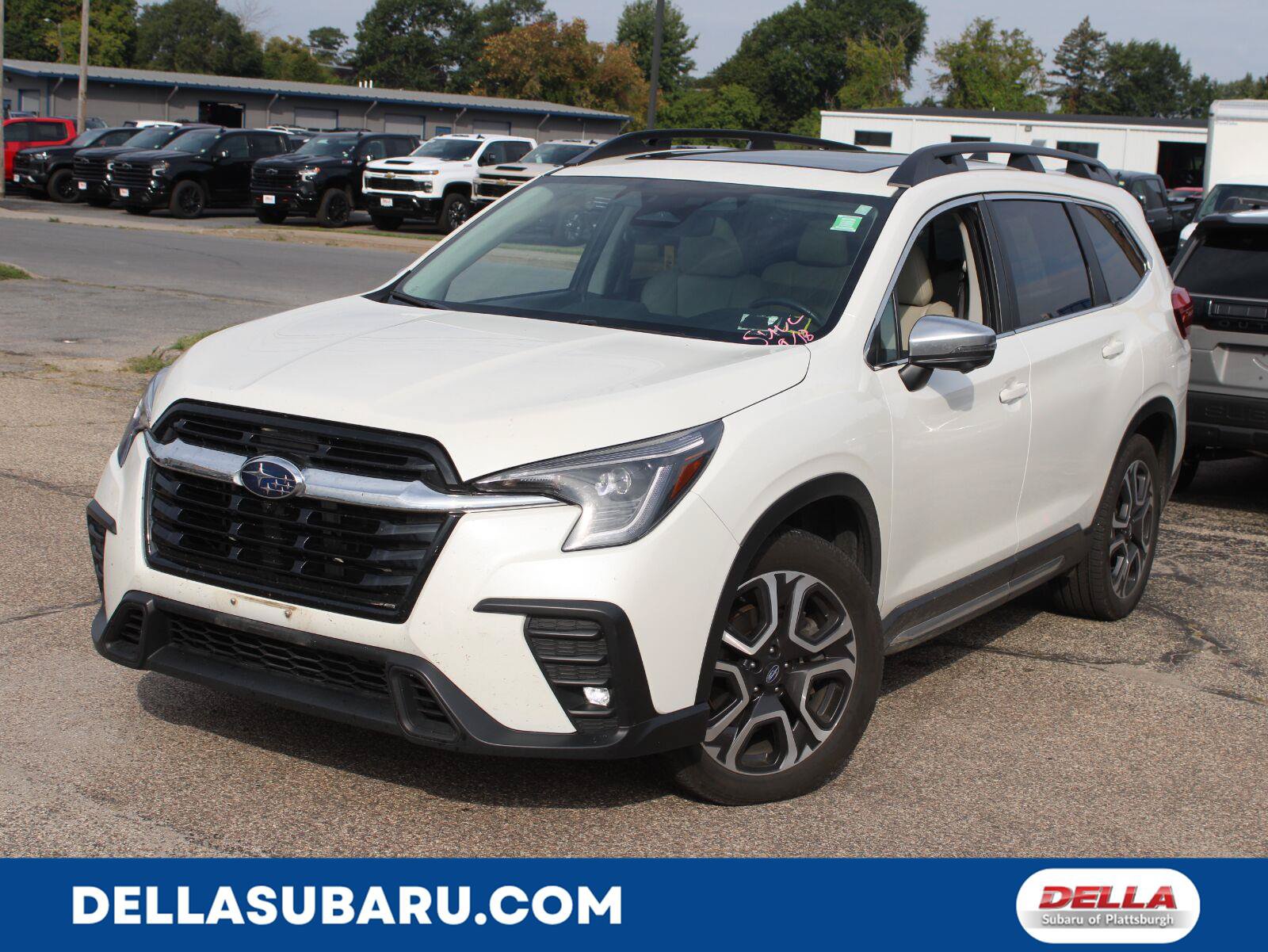 Used 2023 Subaru Ascent Limited w/ Technology Package AWD/4WD image 1