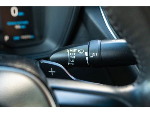 Used 2021 Toyota Corolla SE w/ Carpet Mat Package (TMS) FWD image 10