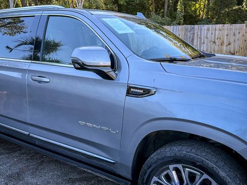 Used 2023 GMC Yukon XL Denali Ultimate image 17