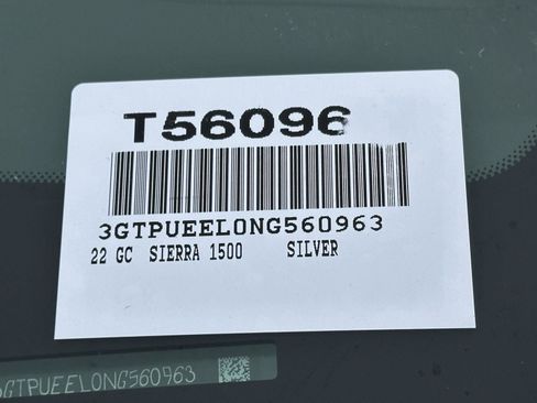 Used 2022 GMC Sierra 1500 AT4 w/ AT4 Premium Package image 15