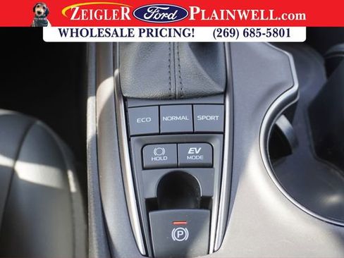 Used 2022 Toyota Camry SE image 21