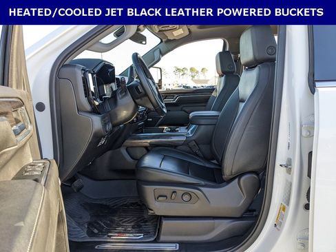 Used 2024 Chevrolet Silverado 2500 LTZ w/ LTZ Plus Package image 4