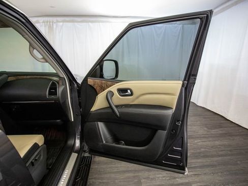 Used 2023 INFINITI QX80 Premium Select w/ Cargo Package image 17