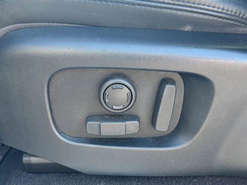 Used 2019 Land Rover Range Rover Sport HSE image 12