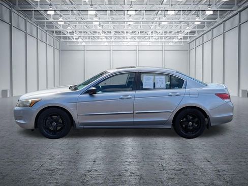Used 2009 Honda Accord EX-L image 2