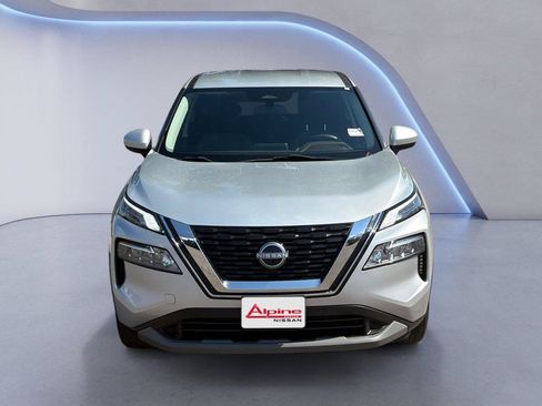 Used 2023 Nissan Rogue SV FWD image 8