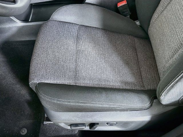 Used 2021 Nissan Rogue SV AWD/4WD image 19
