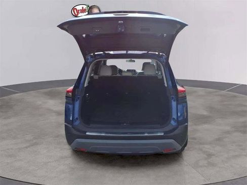 Certified 2022 Nissan Rogue SV w/ SV Premium Package image 20