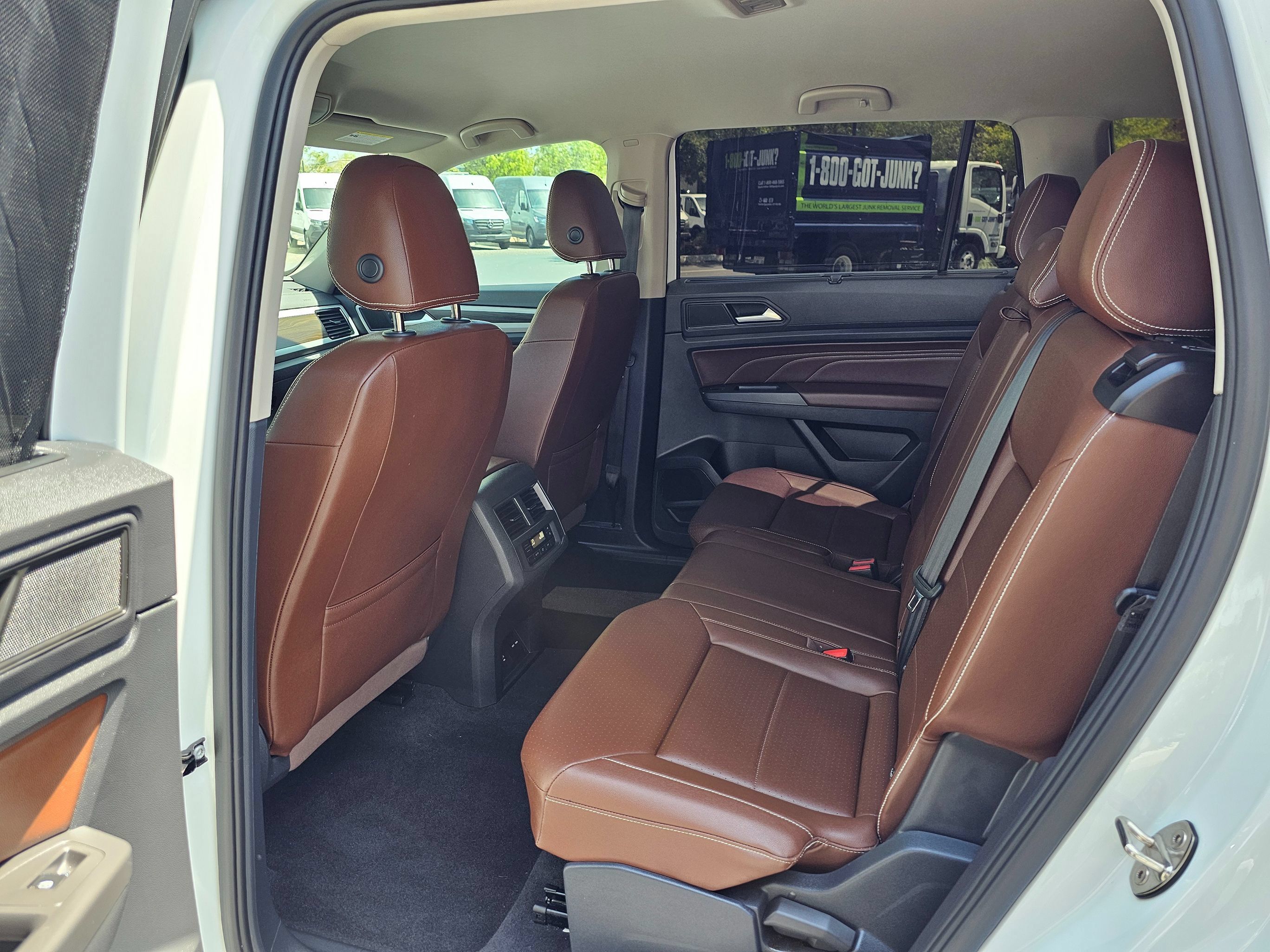 Used 2023 Volkswagen Atlas SE FWD image 16
