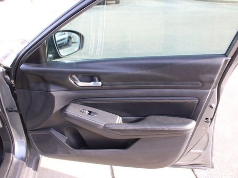 Used 2020 Nissan Altima 2.5 S image 21