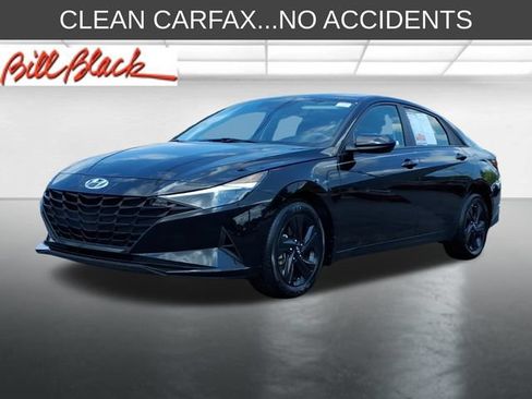 Used 2023 Hyundai Elantra SEL FWD image 1